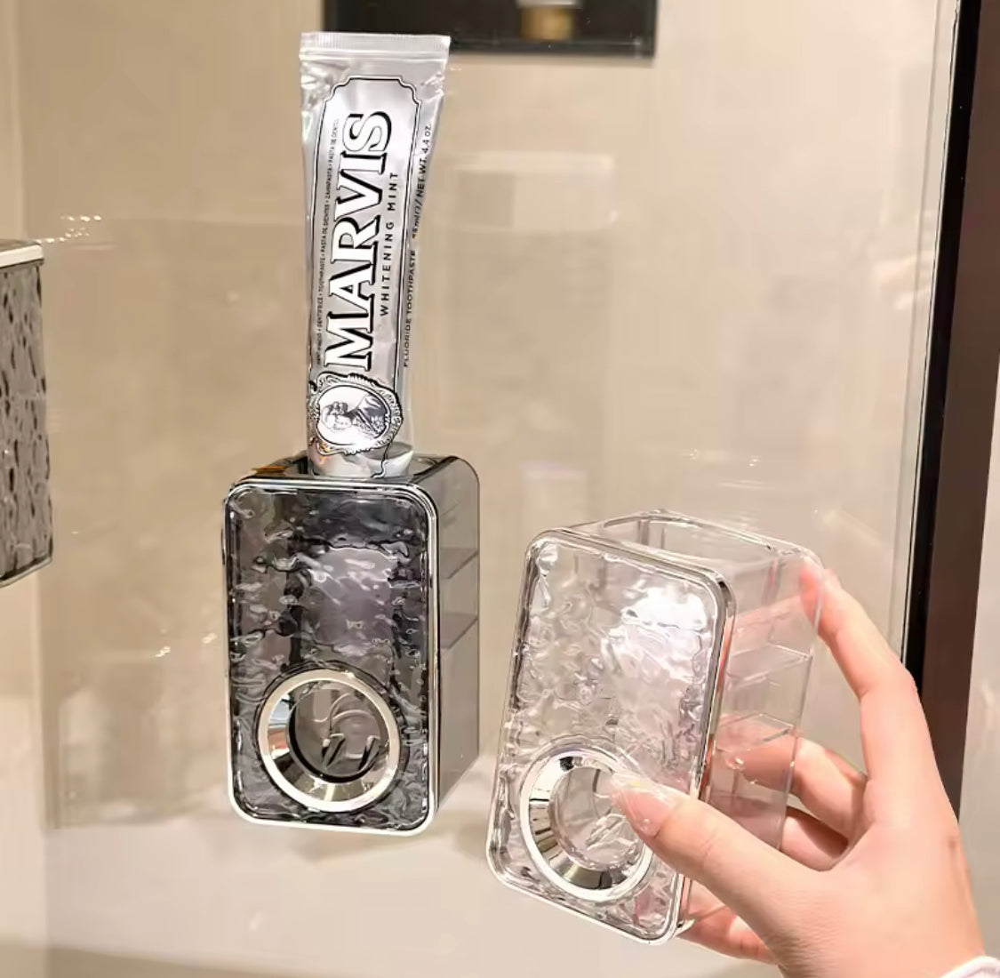 Automatic Toothpaste Squeezer, Wall Mounted Toothpaste Dispenser, Hands Free Toothpaste Dispenser Automatic Toothpaste Squeezer, Wall Mounted Toothpaste Dispenser, Hands Free Toothpaste Dispenser